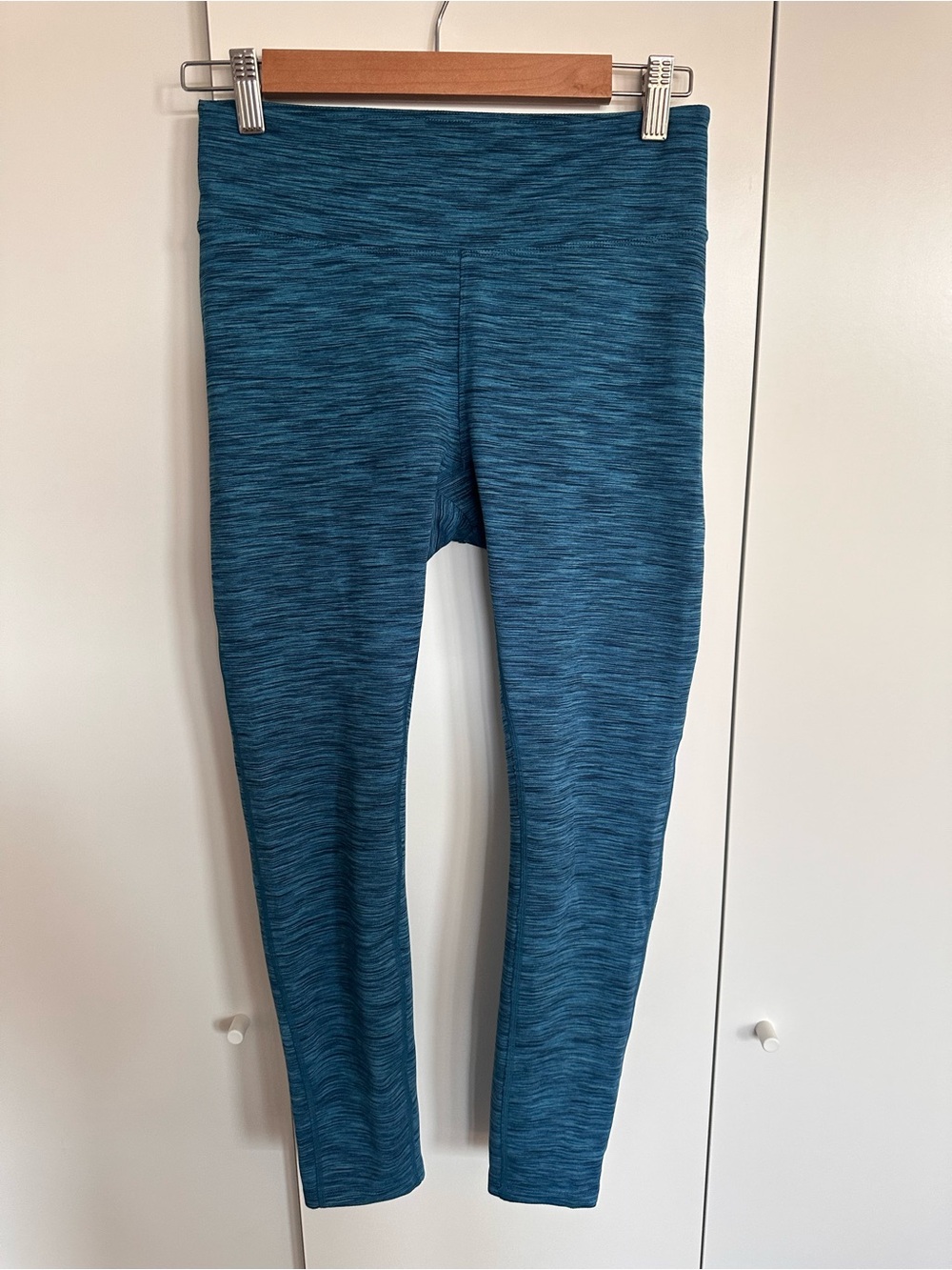 Outdoor Voices teal / blue flow leggings
